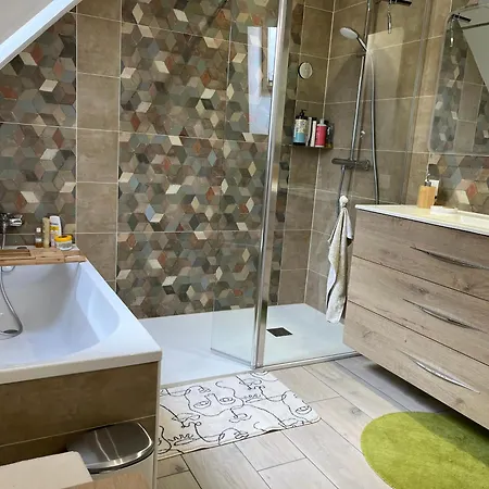 Avec Salle De Bain Circuit 24 Du Mans *